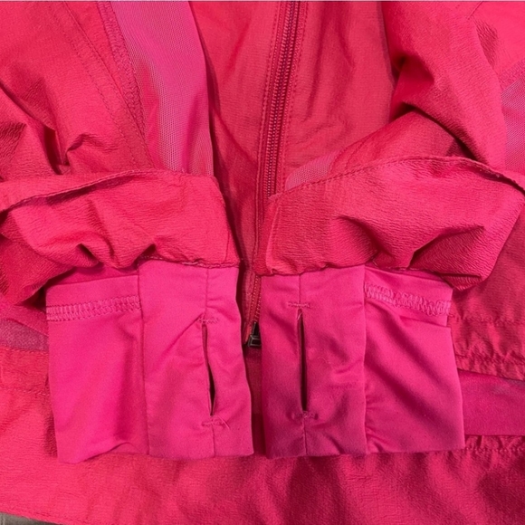 Lululemon Lightweight Running Zip Jacket Size 6 - Picture 6 of 12